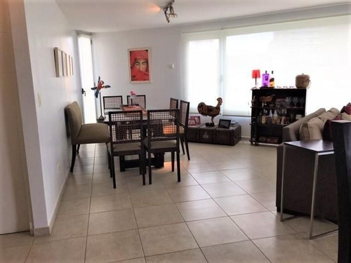 Venta De Apartamento 3 Dormitorios En Playa Brava,