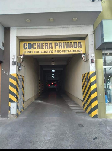 Se Vende Cochera Céntrica En Pergamino.