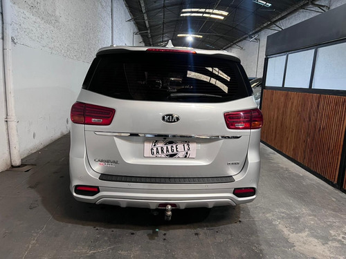 Kia Carnival 2.2 Crdi Ex Premium Avn