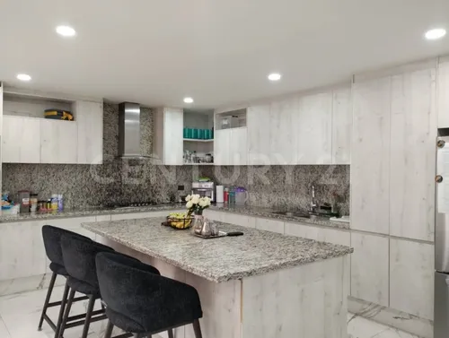 Venta Casa Fraccionamiento Bosques De Zavaleta!!
