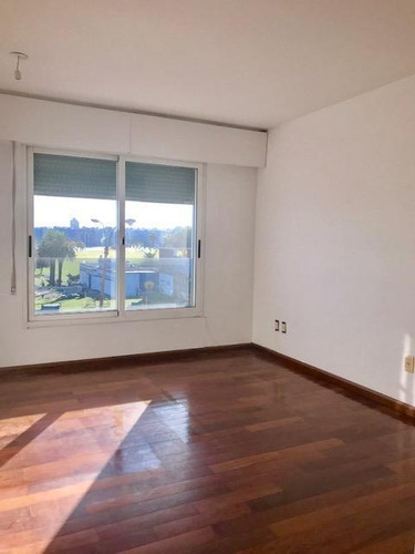 Apartamento - Puerto Buceo