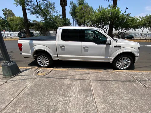 Ford Lobo 3.5 Doble Cabina Plinum Limited At