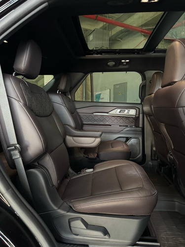 Ford Explorer Platinium 2025