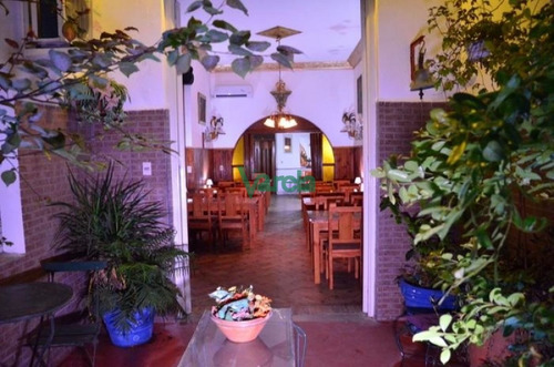 Imagen 2 de 2 de Muy Buena Casa En Centro 3 Dorm 3 Baños Garage, Amplia Con Hogar - Montevideo Centro Montevideo