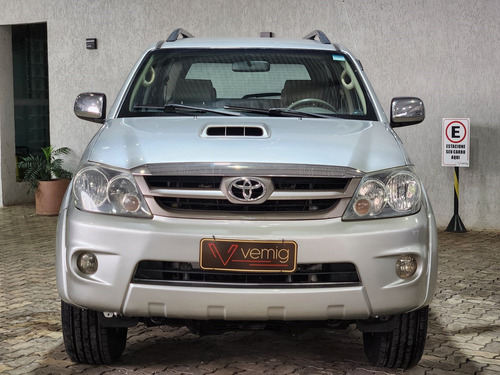 Toyota Hilux SW4 3.0 SRV 4X4 16V TURBO INTERCOOLER DIESEL 4P AUTOMÁTICO