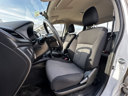 Mitsubishi L200 L200 D/c 2.4 Work Cr 4x2 Wf Doble Airbag Cc