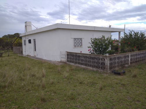 Linda Chacra Con Casa A 40 Km De Montevideo