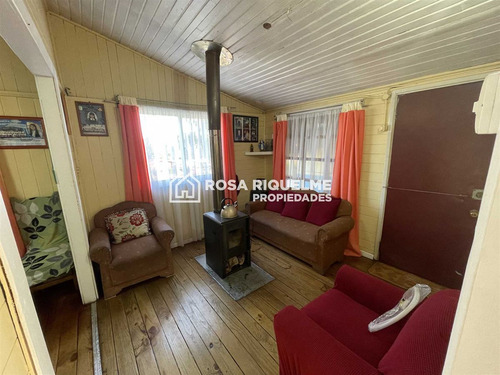 Venta Casa 2 Dorm. Calle Hochstetter Sector Pedro Valdivia