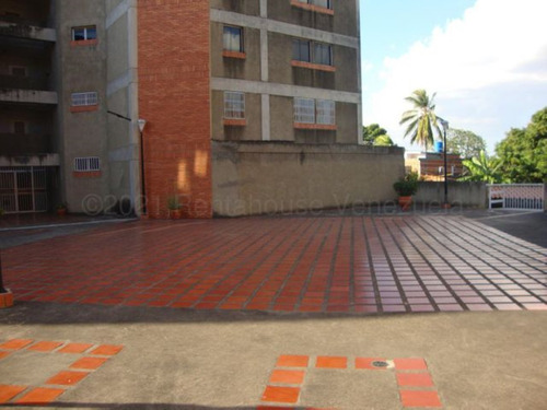 Milagros Inmuebles Apartamento Venta Cabudare Lara Av Intercomunal Barquisimeto Acarigua Economica Residencial Economico Código Inmobiliaria Rent-a-house 25-5593