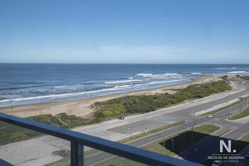 Vende Apartamento De 3 Dormitorios En Tiburon , Punta Del Este