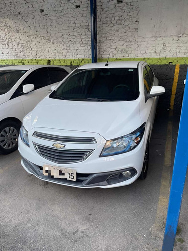 Imagem 1 de 5 de Chevrolet Onix 2014 1.4 Ltz 5p