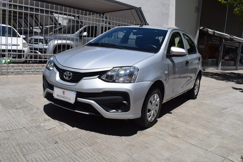 Toyota Etios 1.5 Sedan X