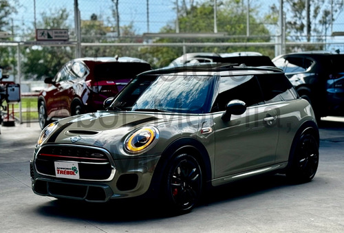 MINI John Cooper Works 2.0 Hot Chilli At