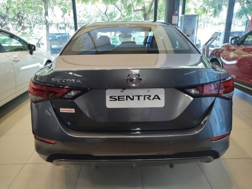 Imagen 13 de 25 de Nissan Sentra Exclusive Cvt..2022