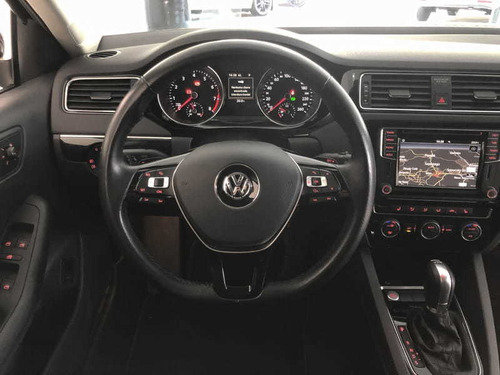 Volkswagen Jetta Highline Tsi 2.0 211cv 2017