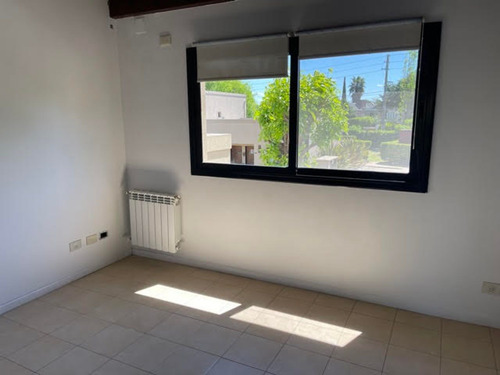 Imagen 13 de 18 de Duplex 3 Amb Casas Del Alto Impecable/oportunidad