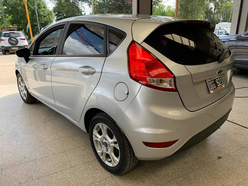 Ford Fiesta Kinetic Design 1.6 Se 120cv 2014