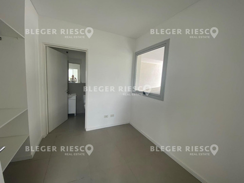 Imagen 10 de 26 de Casa Chalet En Venta Ubicado En San Juan, Villanueva, Tigre