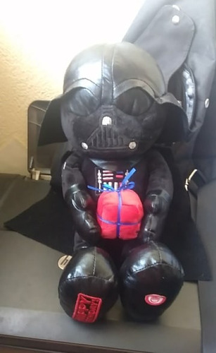 Hallmark Lucasfilm Darth Vader Box Happy Birthday Song Plush (Usado)