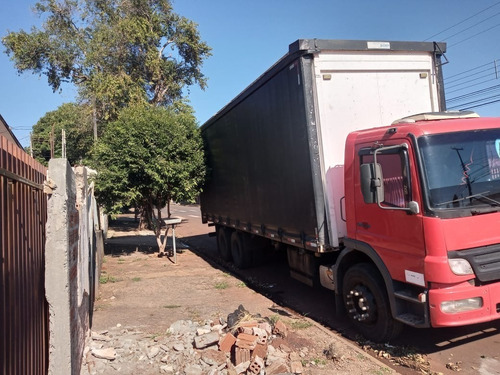 Imagem 1 de 5 de Mercedes Atego 1718 6x2 2007 / No Saider.