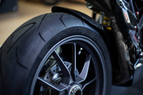 Imagen 5 de 25 de Ducati Panigale 1198 Usados Seleccionados Lidermoto