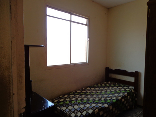 Imagem 7 de 14 de Casa Geminada 02 Quartos No Bairro Letícia. - 4245