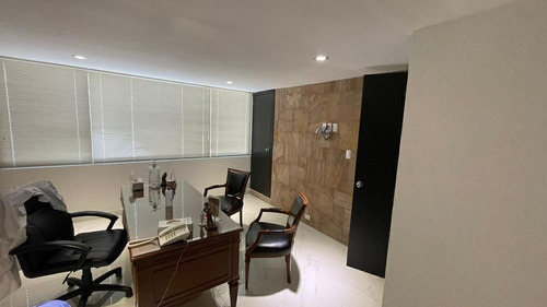 Casa En Renta Con Uso De Suelo En Lomas De Chapultepec