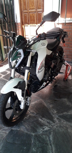 Imagen 2 de 9 de Benelli 180s Titular ,con Vtv Al Dia, 2021
