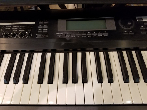 Teclado Korg Tr 88 Impecable (Usado)