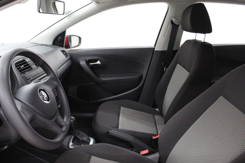 Imagen 10 de 15 de Volkswagen Vento 4x2 4 Pts Starline Ta A/ac R-15