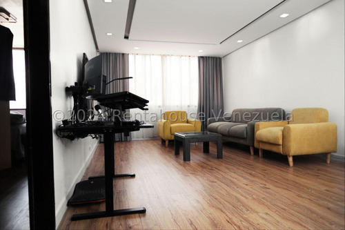 Apartamento En Venta Colinas De Bello Monte Ng 24-15174 Yf