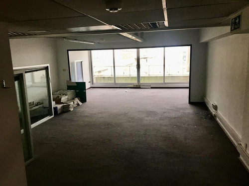 Imagen 2 de 8 de Alquiler Oficina Centro Plaza Independencia Piso Alto Gran Espacio
