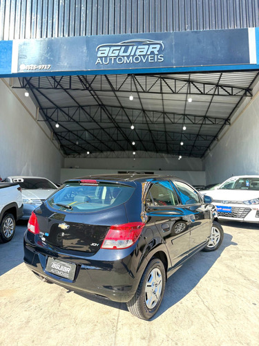 Chevrolet Onix HATCH Joy 1.0 8V Flex 5p Mec.