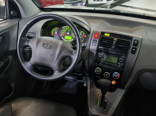 Imagem 11 de 12 de Hyundai Tucson 2.0 Mpfi Gl 16v 142cv 2wd 2008