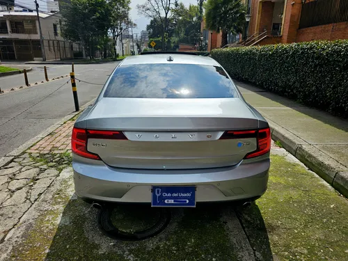 Volvo S90 2.0 T5 Drive-e Momentum