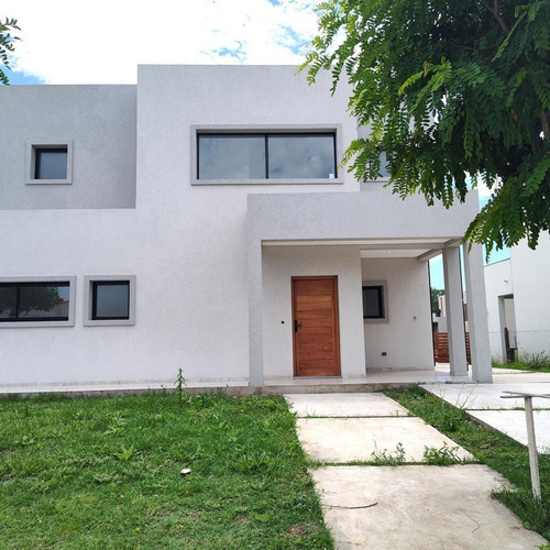 Casa  En Venta En San Pablo, Pilar, G.b.a. Zona Norte