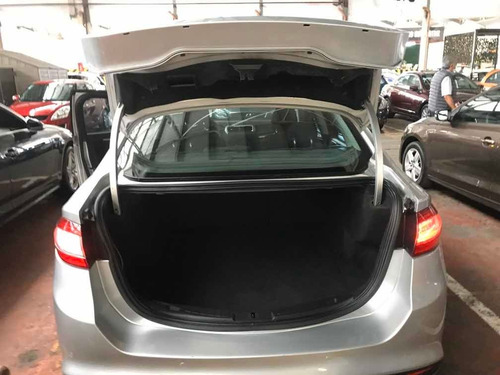 Imagen 10 de 10 de Ford Fusion 2.5 Se Luxury Plus L4 Qc Nave Mt 2013