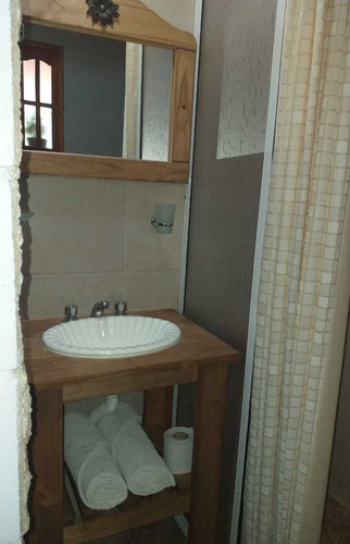 Imagen 11 de 17 de Cabañita Con Pileta En Villa Rumipal..!! Abierto Todo El Año