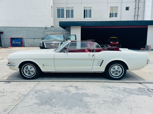 Imagen 9 de 15 de Ford Mustang Convertible (automatica 6 Cil) Año:1966
