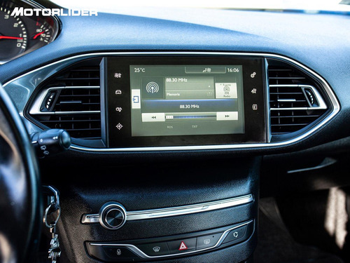 Imagen 21 de 25 de Peugeot 308 Active Sw 1.2 At Extra Full | Permuta / Financia
