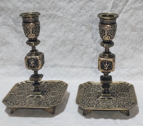 Candelabros Orientales En Bronce Sellados 