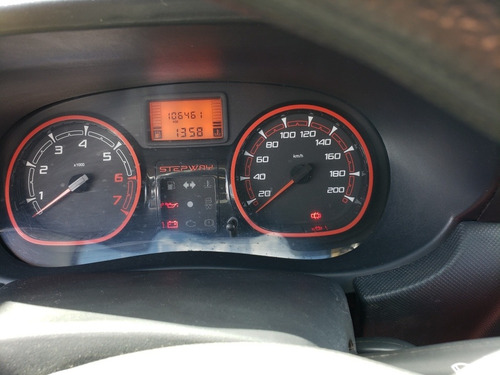 Renault Sandero Stepway 1.6 Confort 105cv