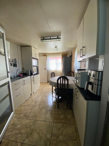 Oportunidad! Amplio Sitio Con 2 Casas, Próximo A Recabarren.