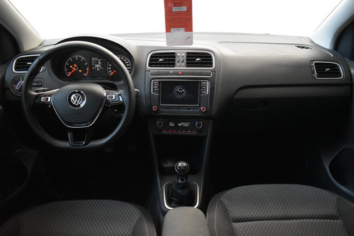 Imagen 12 de 15 de Volkswagen Vento Comfortline Plus L4 1.6l Abs Ba Ac Tm 2020