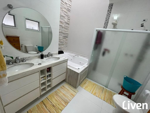 Imagem 6 de 25 de Casa Maravilhosa Com 3 Suítes, Área Gourmet, 2 Vagas No Condomínio Floradas Da Serra - 8703