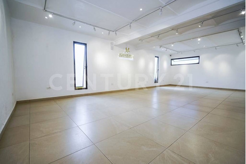 Imagen 7 de 30 de Comercial & Residencia Local En Venta En Chapala, México
