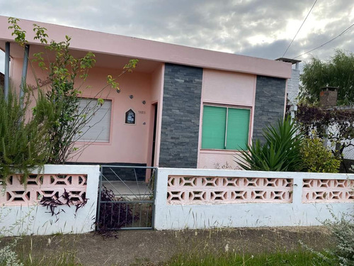 Casa En La Estación Ciudad De Minas, Lavalleja