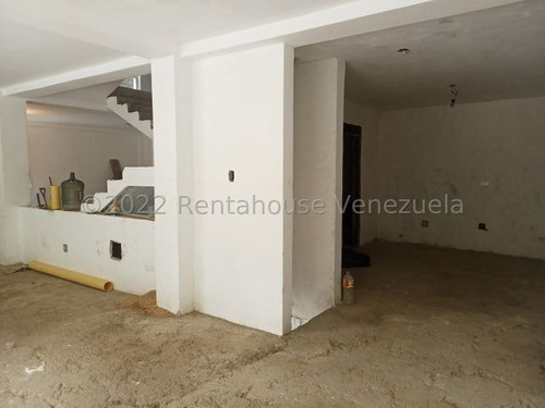 Imagen 4 de 15 de Casa En Venta El Marques 22-28733 Wolfgang Liaz 0414-132-24-22 0412-582-01-12