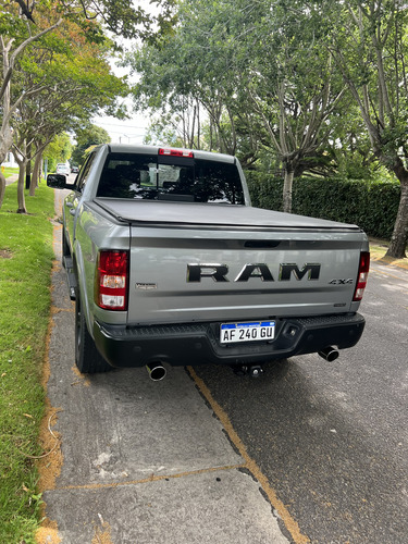 RAM 1500 5.7 Laramie Atx V8