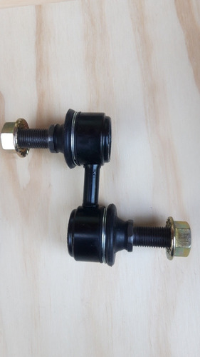 Imagen 1 de 1 de Bieletas Tren Delantero Mitsubishi Delica L400
